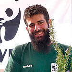 Gustavo Colmena (equipo de bosques de WWF) 